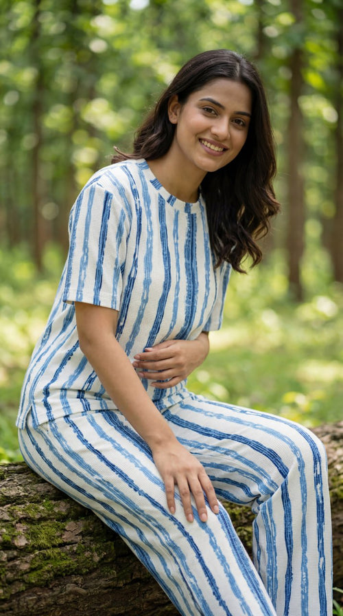 Trendy Women’s Printed Co-Ord Set – Half Sleeve Top & Wide Leg Pants (Blue & White Striped Lounge Wear Set)